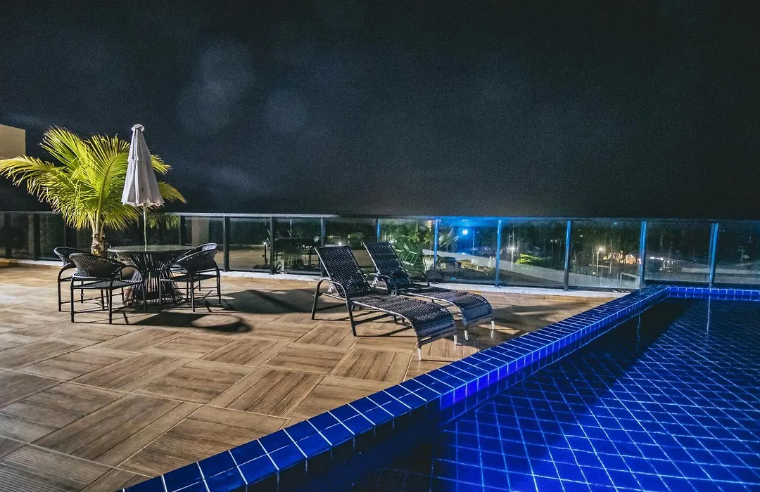 Refúgio com Vista Privilegiada em Maraca e com Rooftop e Piscina-1